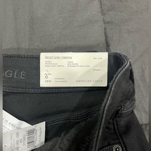 Women’s Black NWT American Eagle Jeans